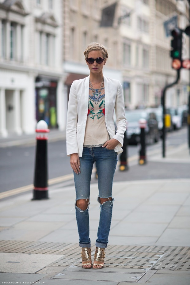 ripped-skinny-jeans